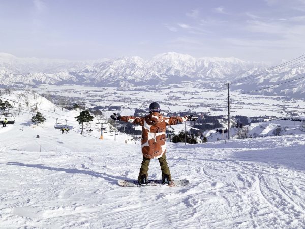 安平 半日課程-三小時--野澤/斑尾/志賀/戶隱/竜王-單/雙板中文滑雪教練