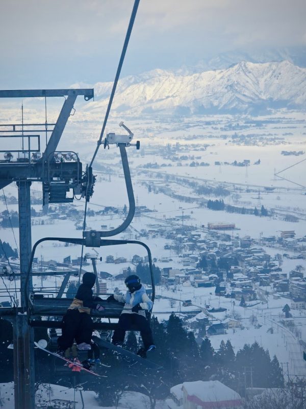 阿龐教練越後湯澤單板滑雪課程-單板初中階教學-中文滑雪教練 全日課程