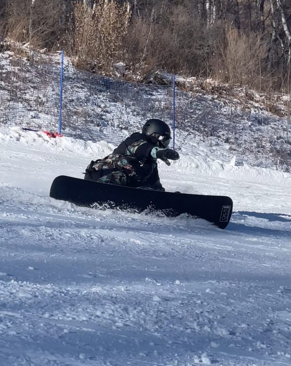 Alice 越後湯澤半日滑雪課程-單板雙板教學-中文滑雪教練